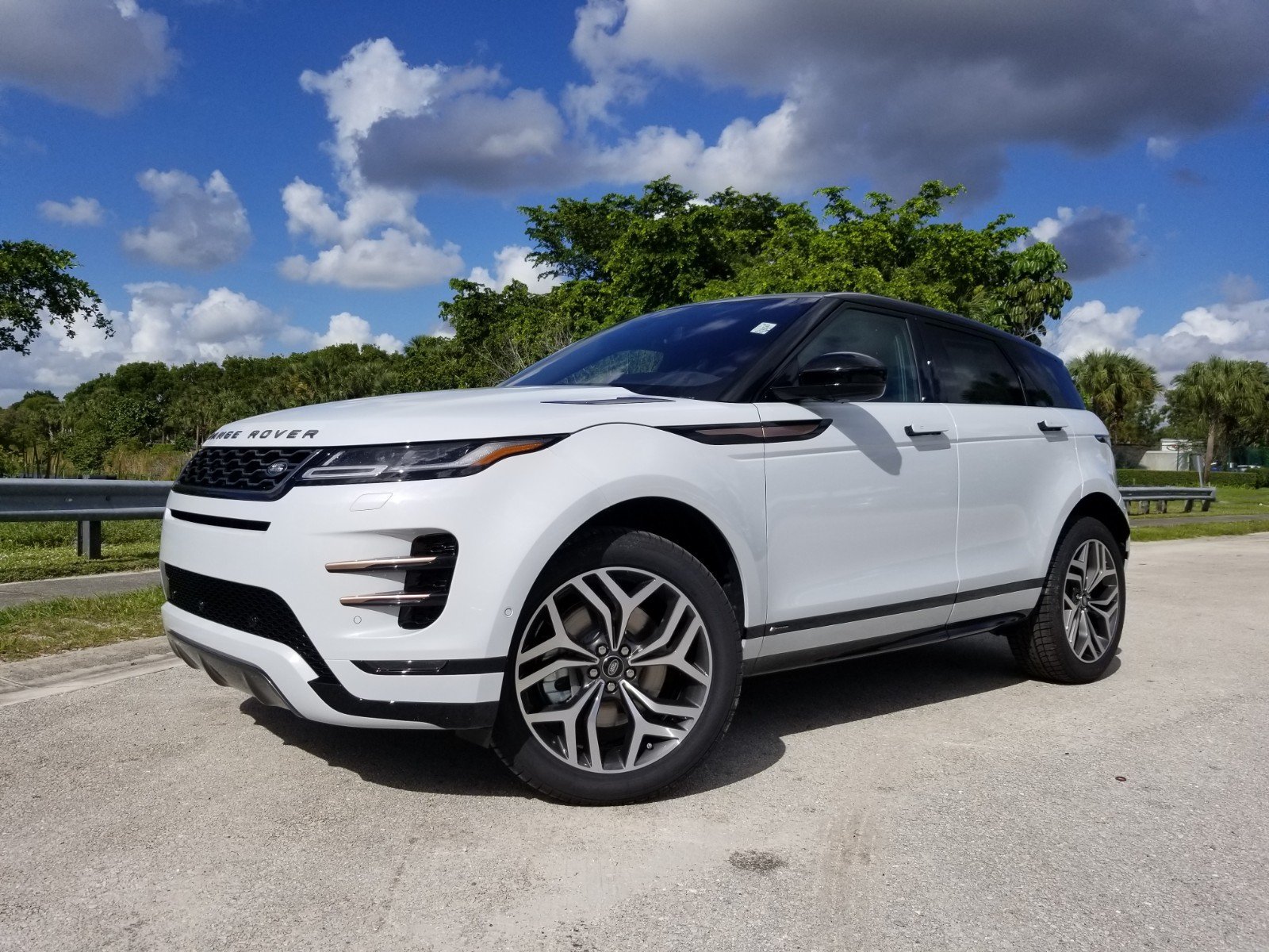 range rover evoque 2020